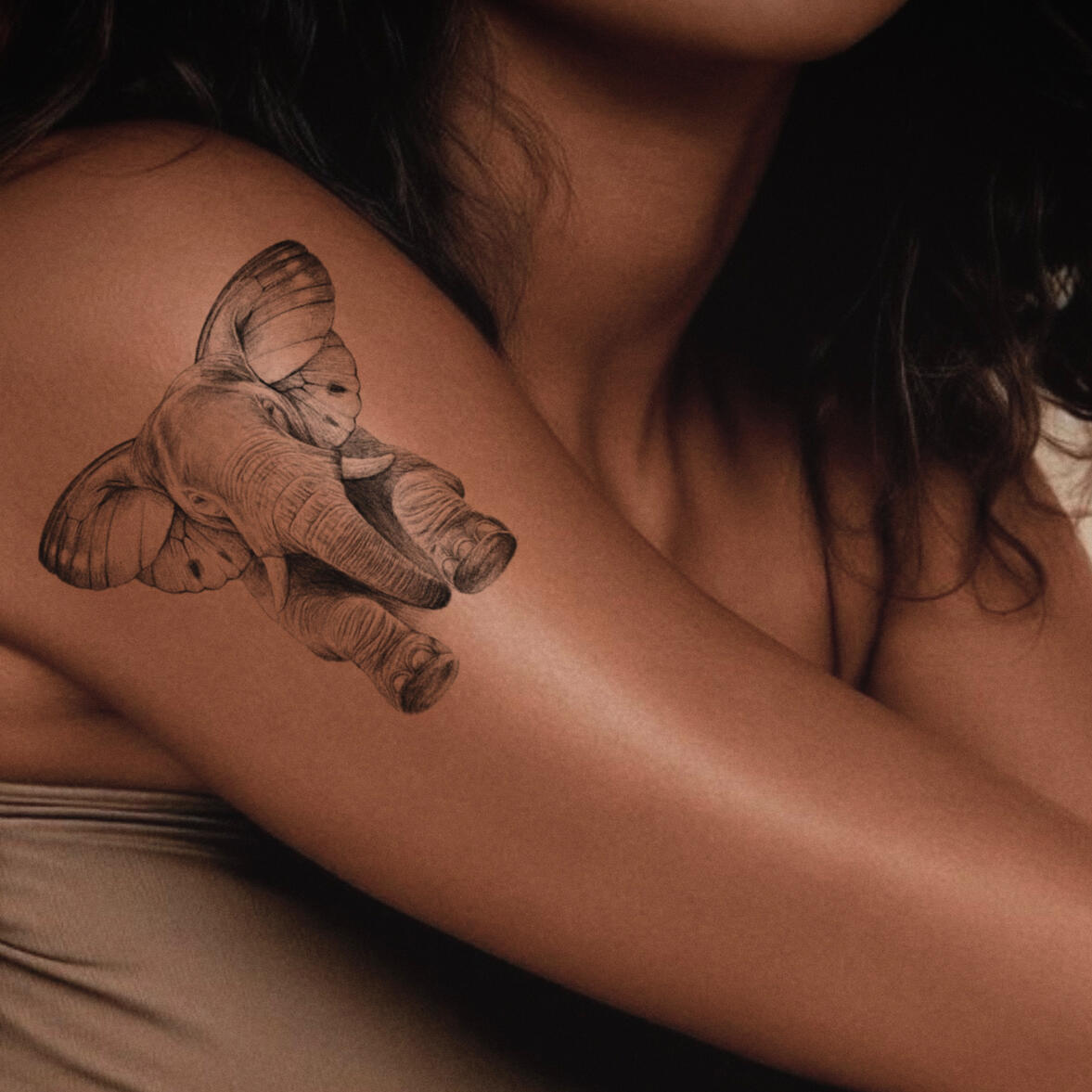 diseño de tatuaje elefante en el brazo en medellin